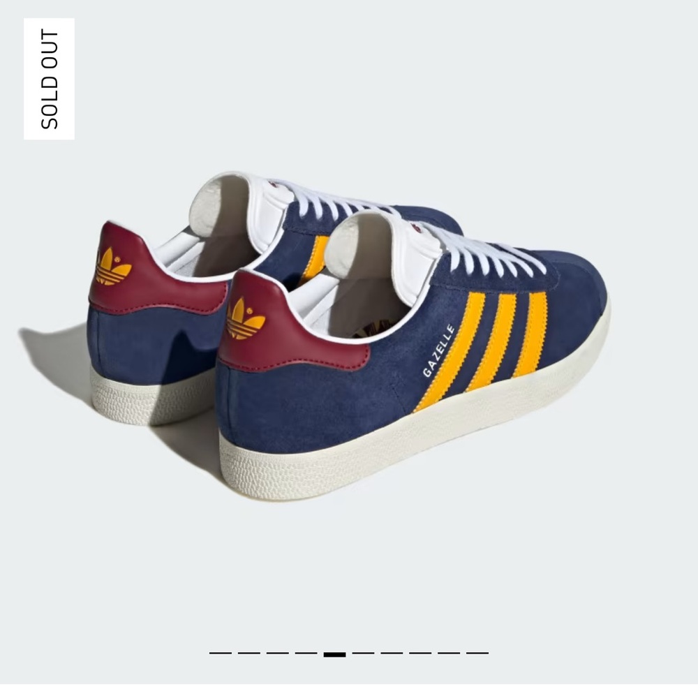 Adidas Gazelle sneakers / size 40 fits 9 W